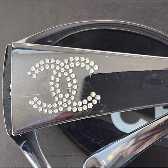 CHANEL sunglasses Y2K style - Picture 14 of 15